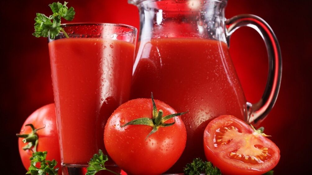 Para sa pancreatitis na walang exacerbation, ang sariwang kinatas na tomato juice ay kapaki-pakinabang